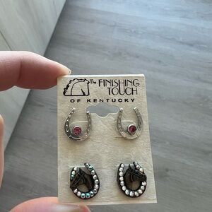 Kentucky equestrian Horseshoe Earrings set
